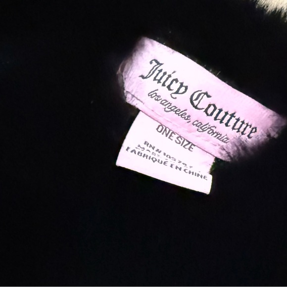 Juicy Couture Black Fur with Rhinestones Boa. - Picture 4 of 4